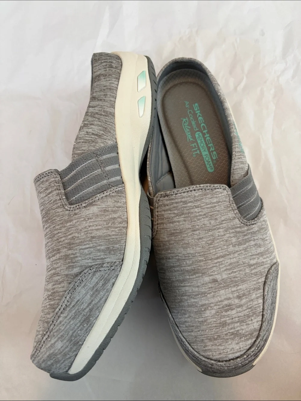 SKECHERS MODERN COMFORT WOMEN'S Commute Time-Delightful Day Clog